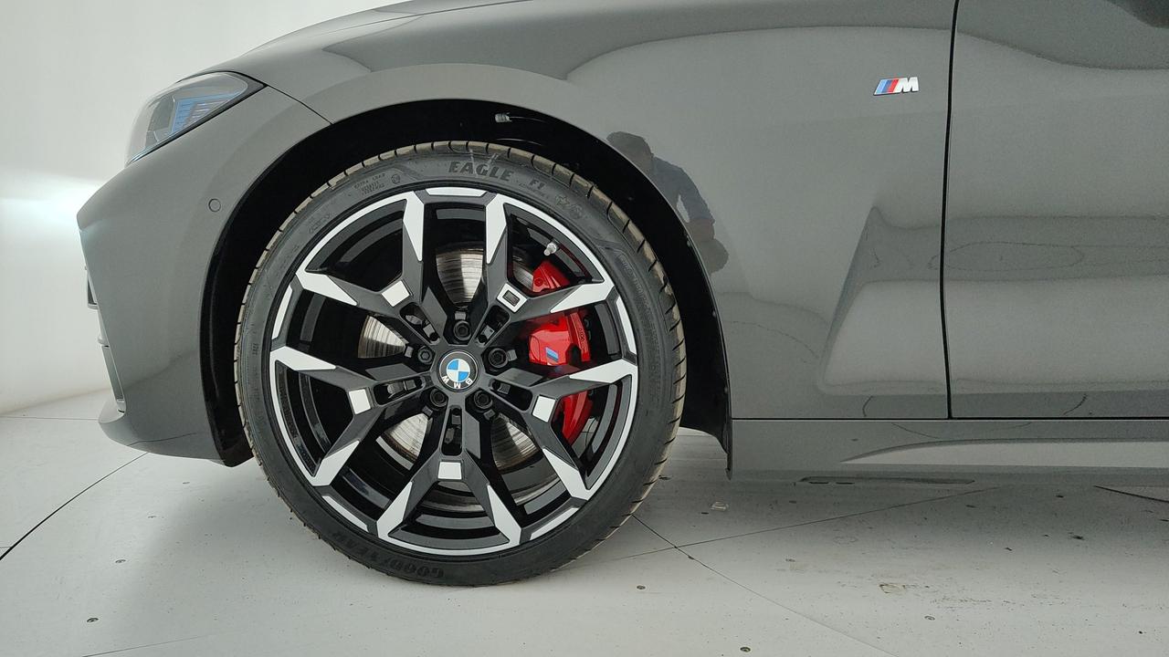 BMW Serie 4 G22 LCI 2024 Coupe - 420d Coupe mhev 48V xdrive MSport Pro auto