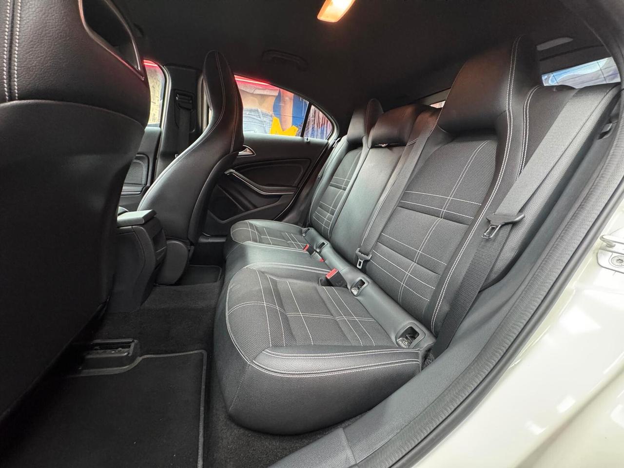 Mercedes-benz A 180 d Automatic Business (529)