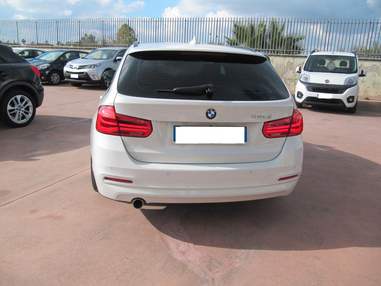 Bmw 318 318d Touring Msport - AUTOMATICO