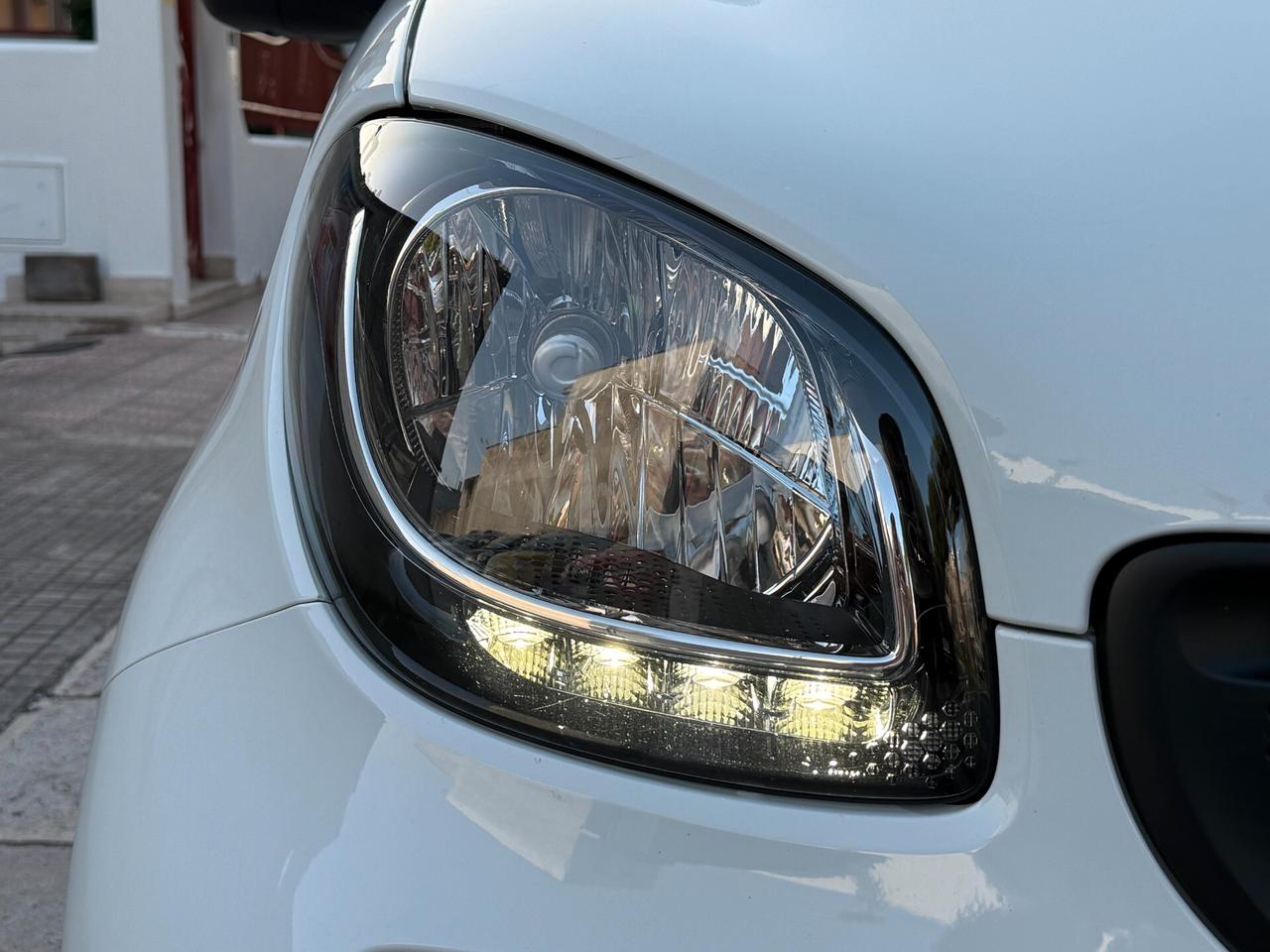 Smart ForFour 70 1.0 Passion *LED - 2019