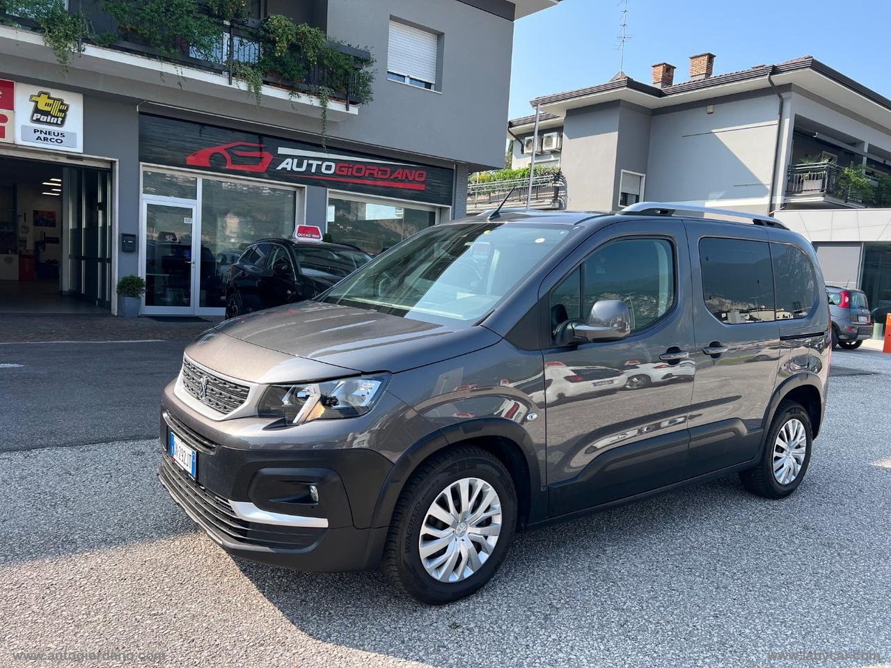 PEUGEOT Rifter BlueHDi 100 Active Standard