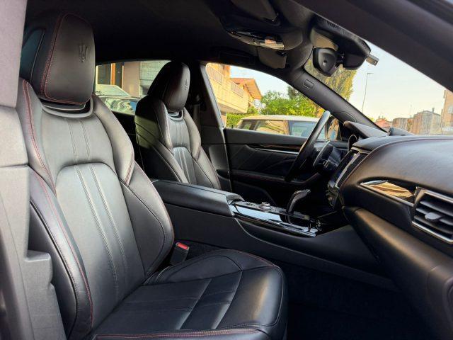 MASERATI Levante V6 Diesel 275 CV AWD Gransport