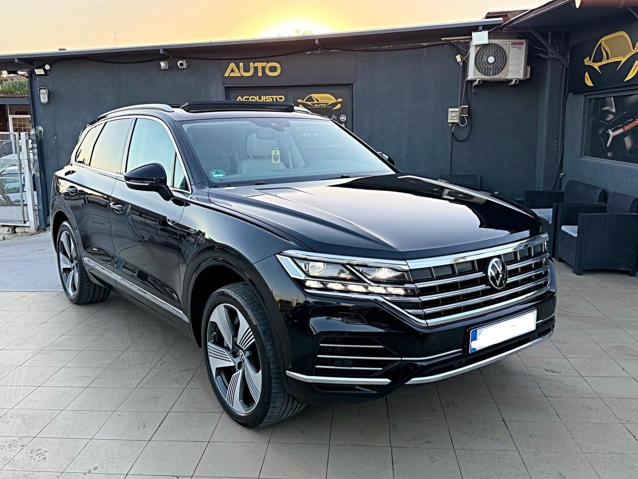 Volkswagen Touareg 3.0 V6 TSI eHybrid Elegance R Line Extra Full