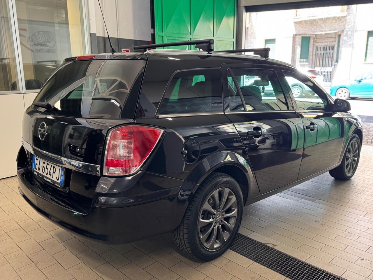 Opel Astra 1.6 T SW AUTOMATICA garanzia 12 mesi