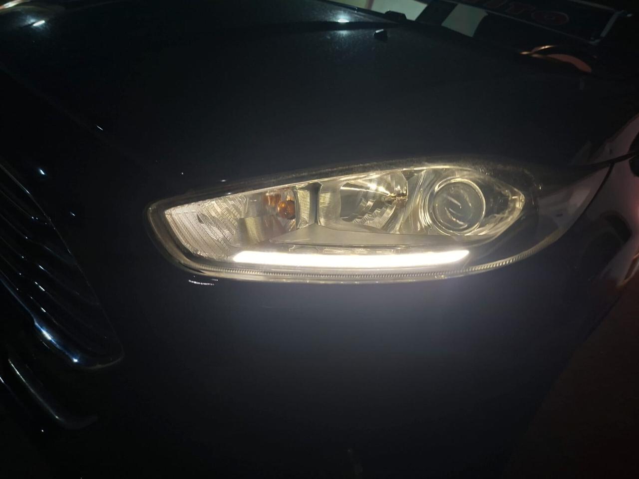 Ford Fiesta 1.4 5 porte Bz.- GPL Black & White Edition