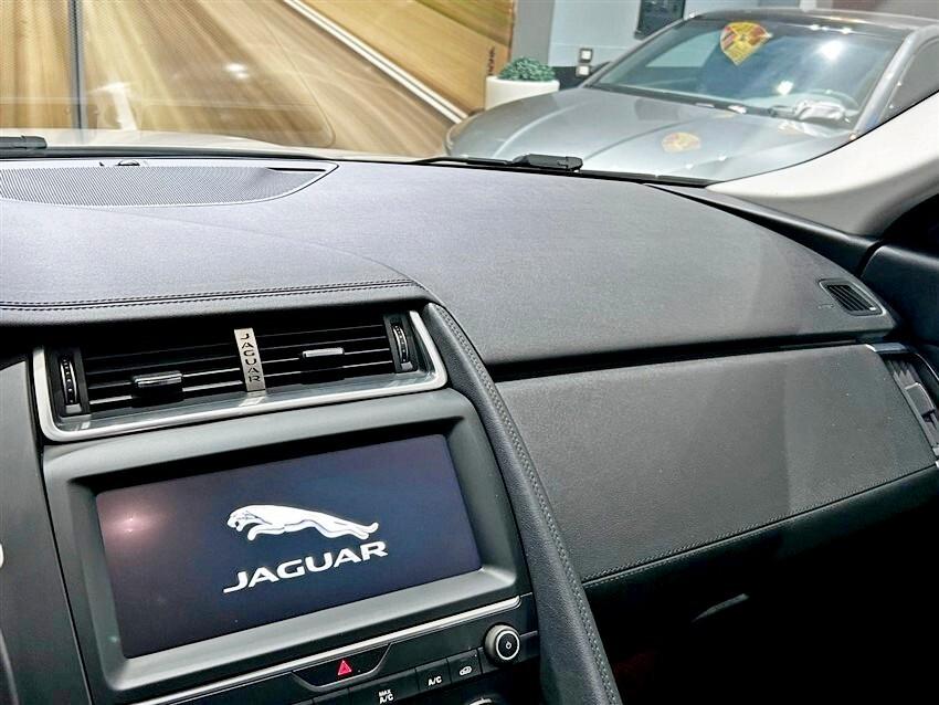 Jaguar E-Pace 2.0D 180 CV AWD aut. S