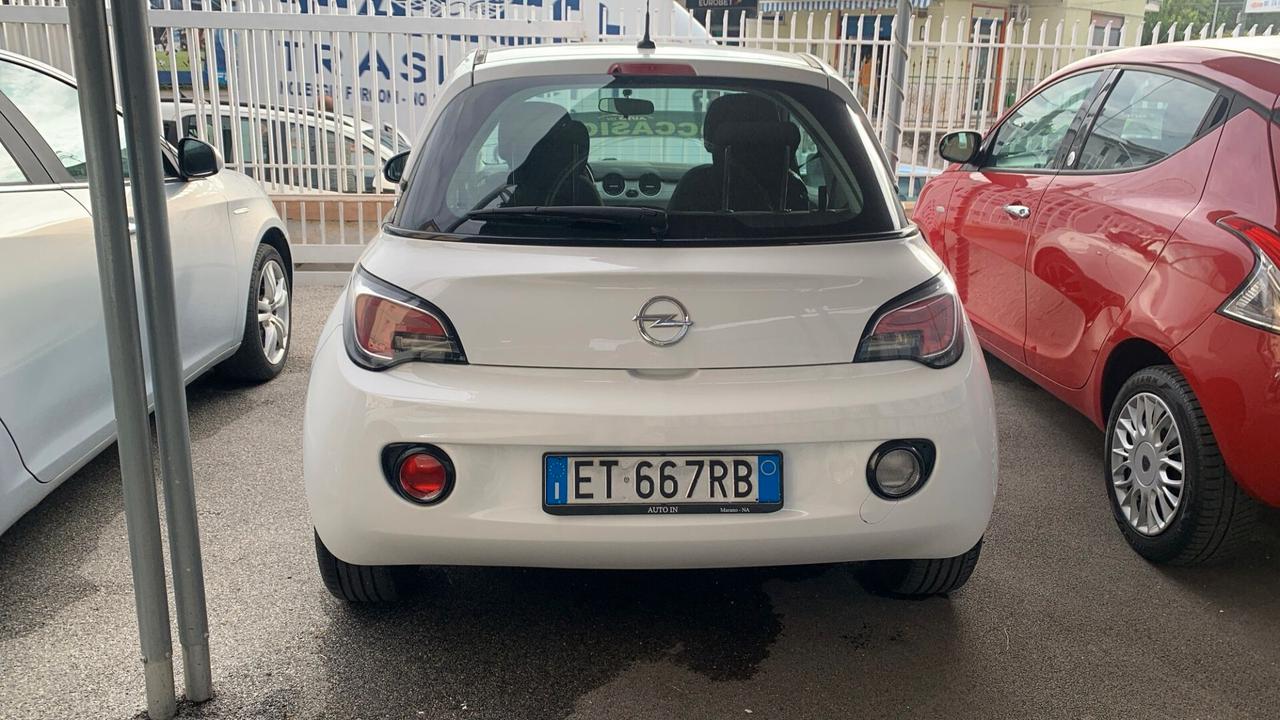 Opel Adam 1.2 70 CV White/Black Link