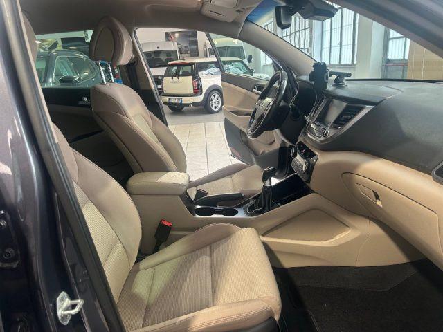 HYUNDAI Tucson 1.7 CRDi XPossible EURO6B - NAVI E RETROC.