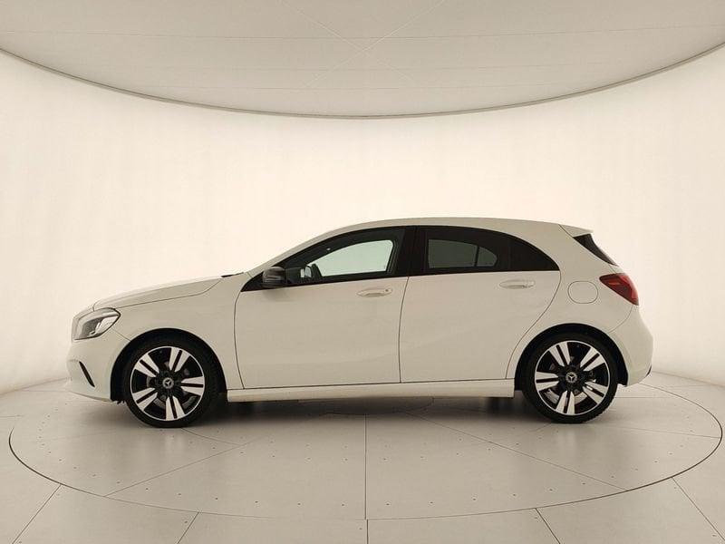 Mercedes-Benz Classe A A 180 d Sport auto my16