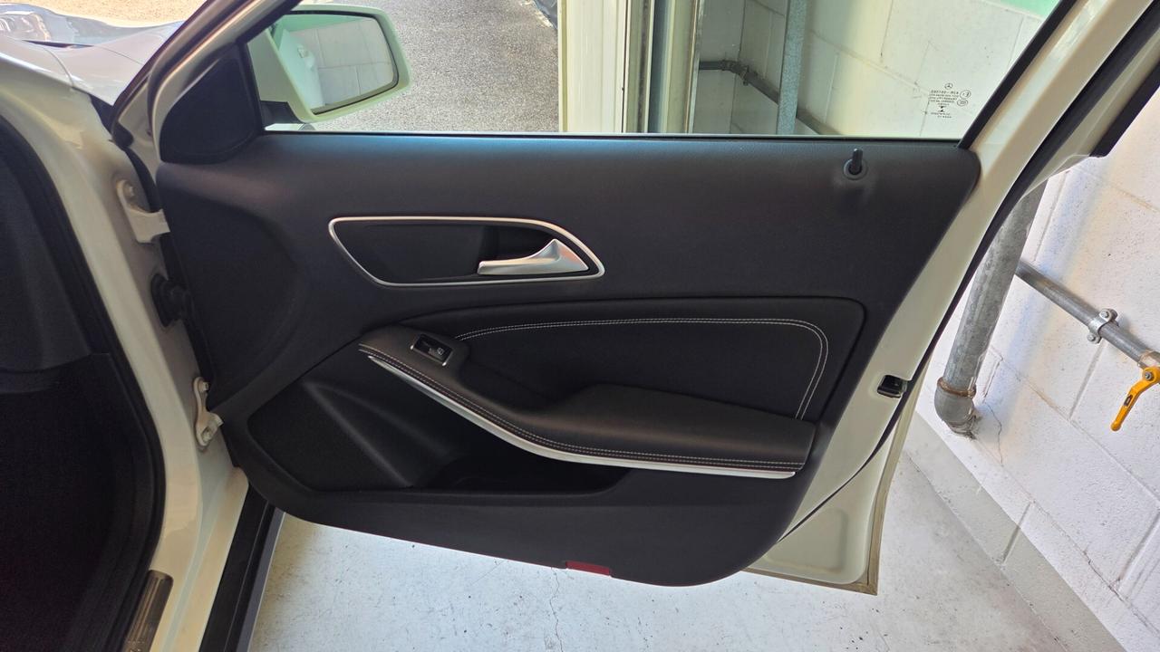 Mercedes-benz GLA 200 premium unico proprietario