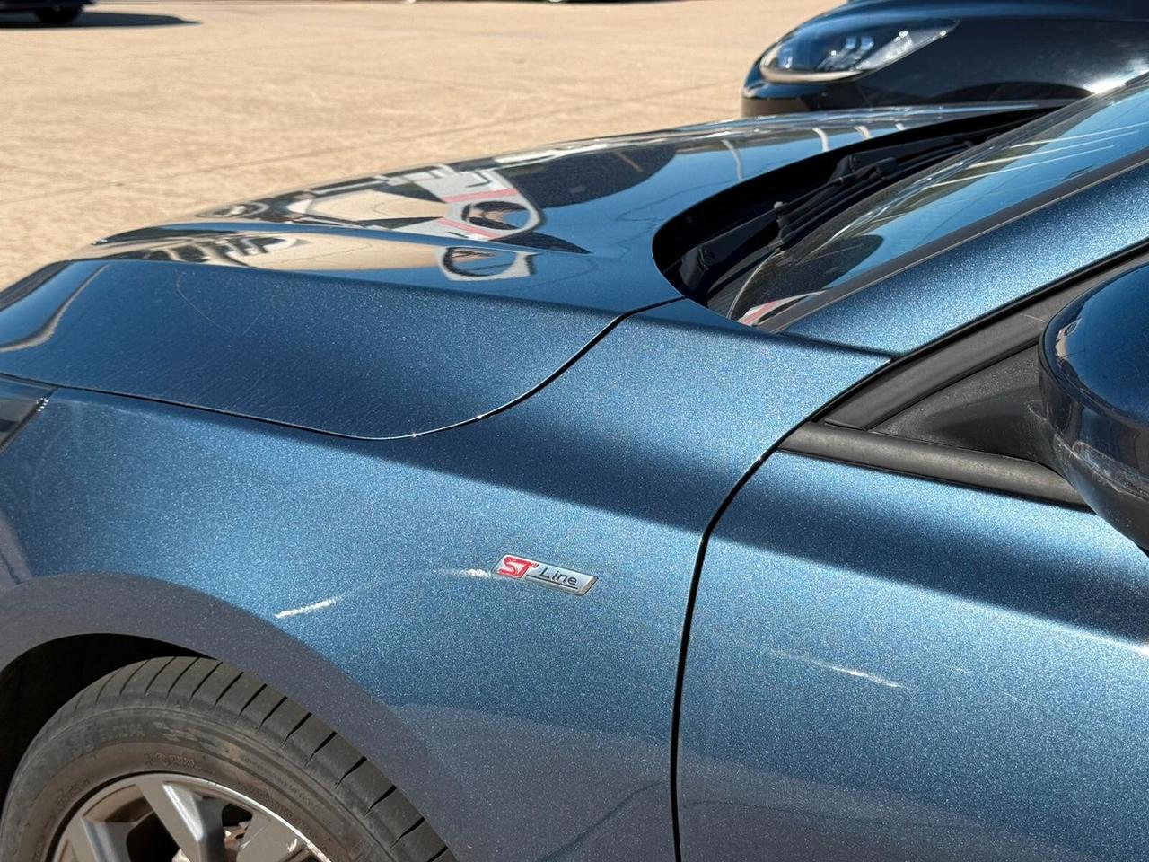 Ford Focus 1.0 EcoBoost Hybrid 125 CV 5p. ST-Line