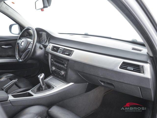 BMW 320 Serie 3 d cat Attiva - PER OPERATORI DEL SETTORE