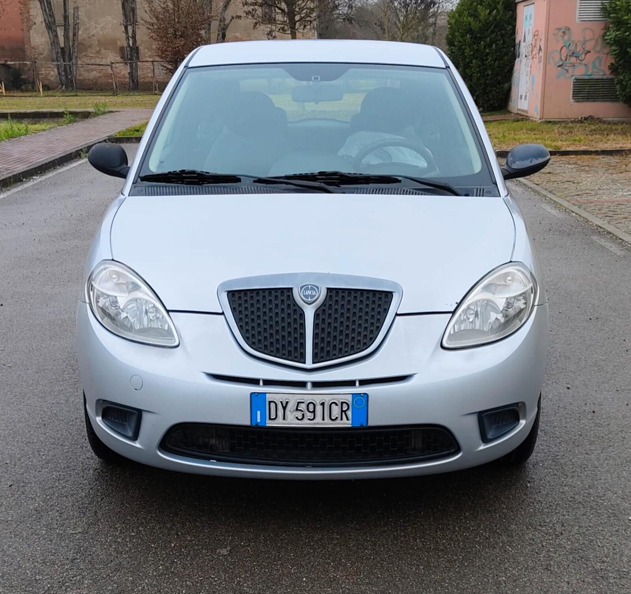 Lancia Ypsilon 1.4 Argento Ecochic GPL