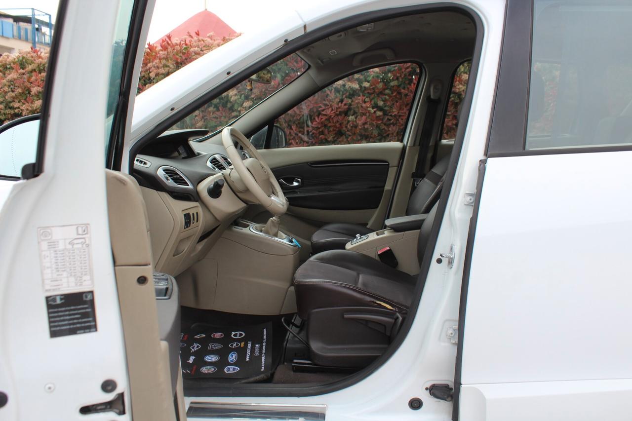 Renault Scenic Scénic 1.9 dCi 130CV Luxe
