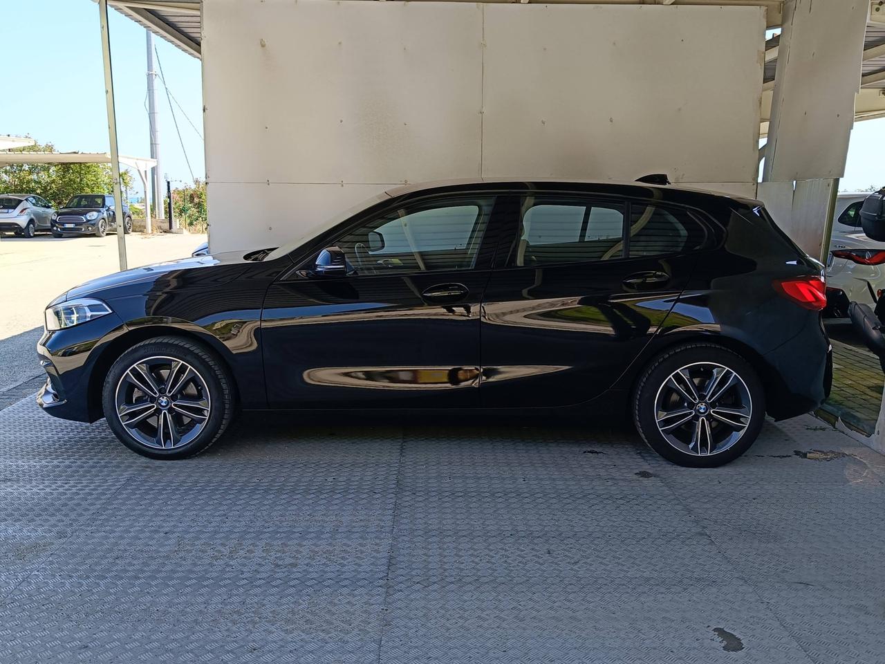BMW Serie 1 F40 - 116i Sport auto
