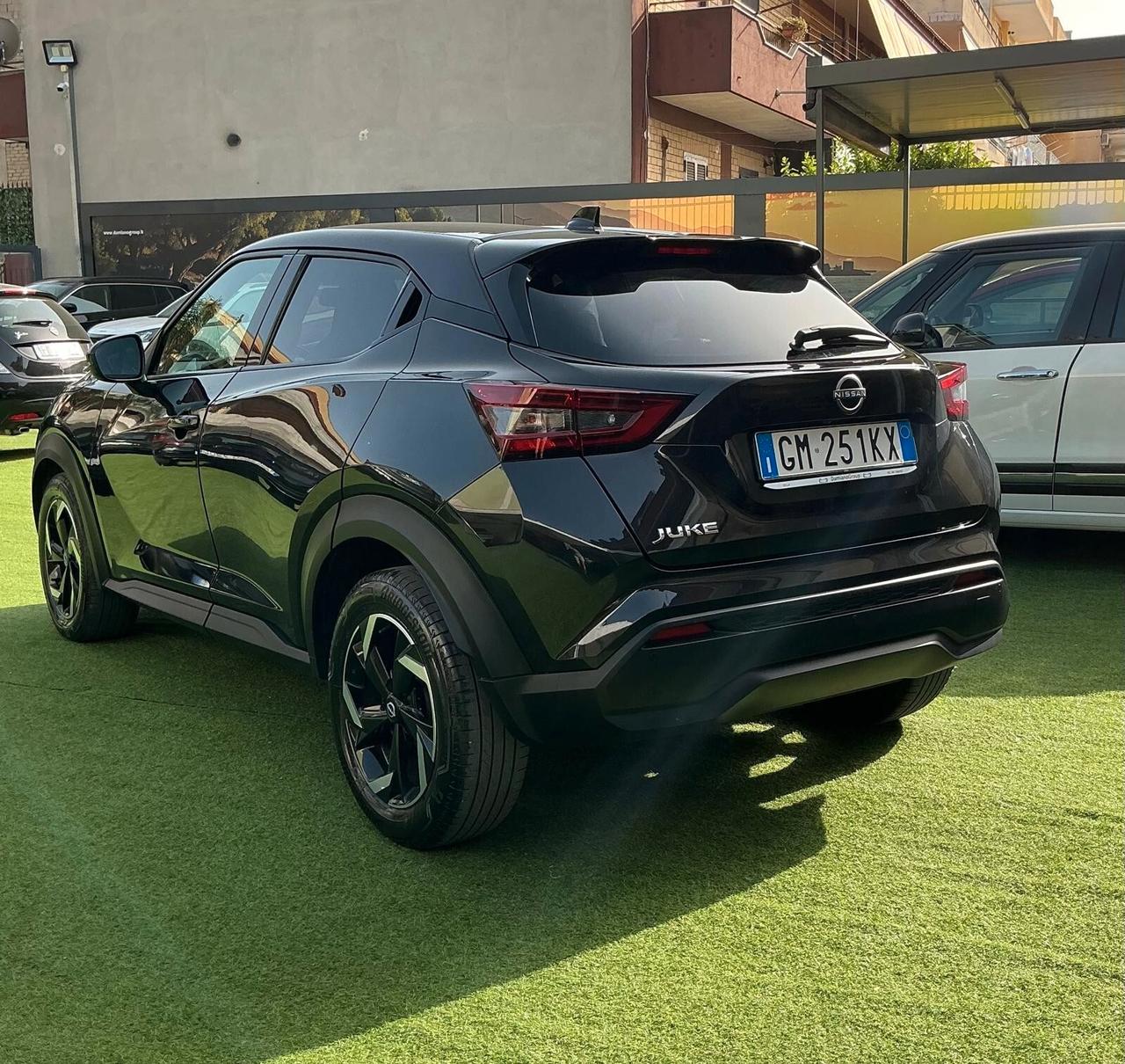 Nissan Juke 1.0 DIG-T 114 CV N-Connecta