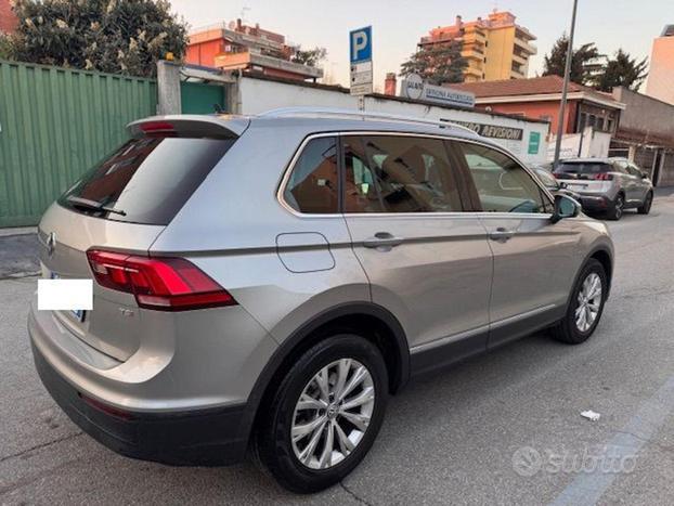 VOLKSWAGEN Tiguan 1.4 TSI Business BlueMotion Te