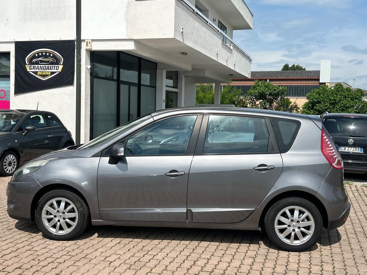 Renault Scenic Scénic X-Mod 1.6 Attractive