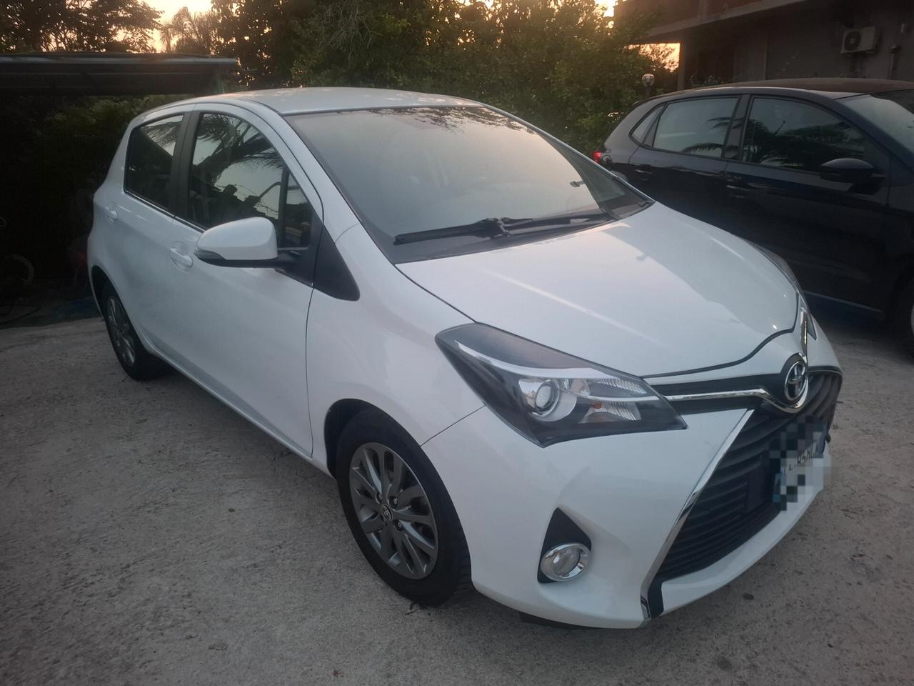 Toyota Yaris 1.0 5 porte