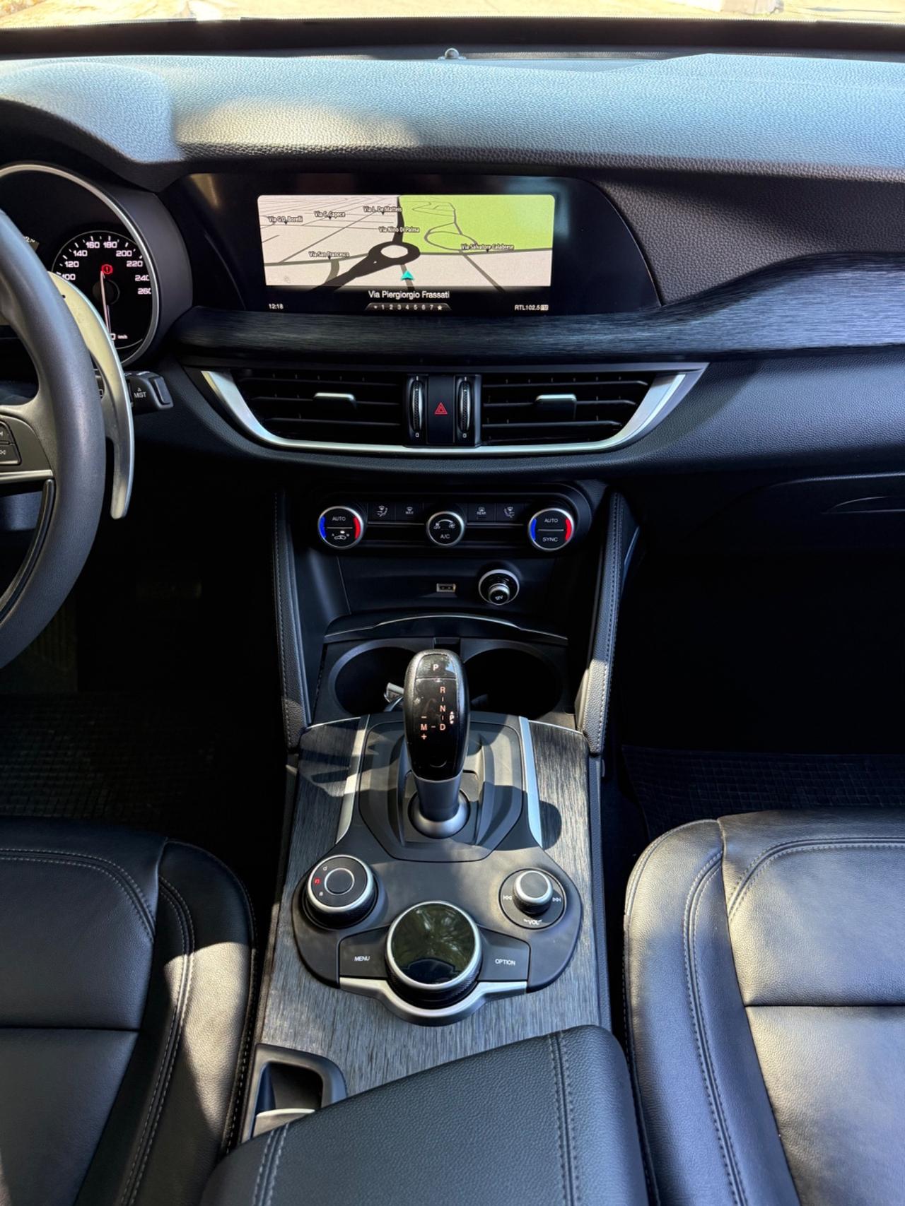 Alfa Romeo Stelvio 2.2 Turbodiesel 210 CV AT8 Q4 Executive