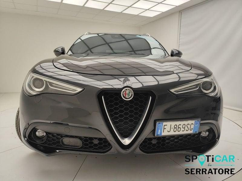 Alfa Romeo Stelvio 2017 2.2 t Executive Q4 210cv auto