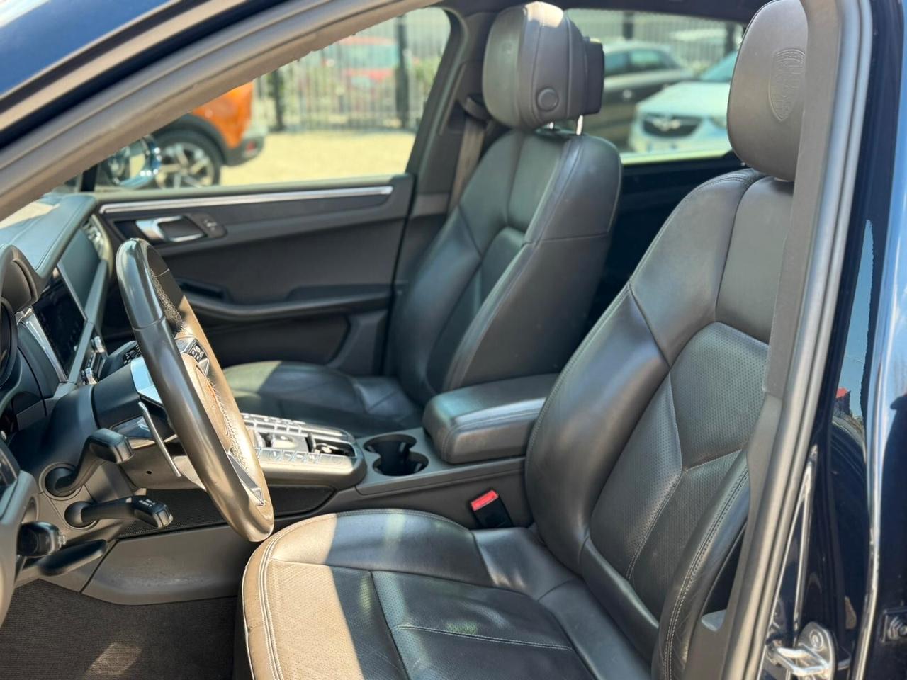 Porsche Macan 2.0 Benzina 2019