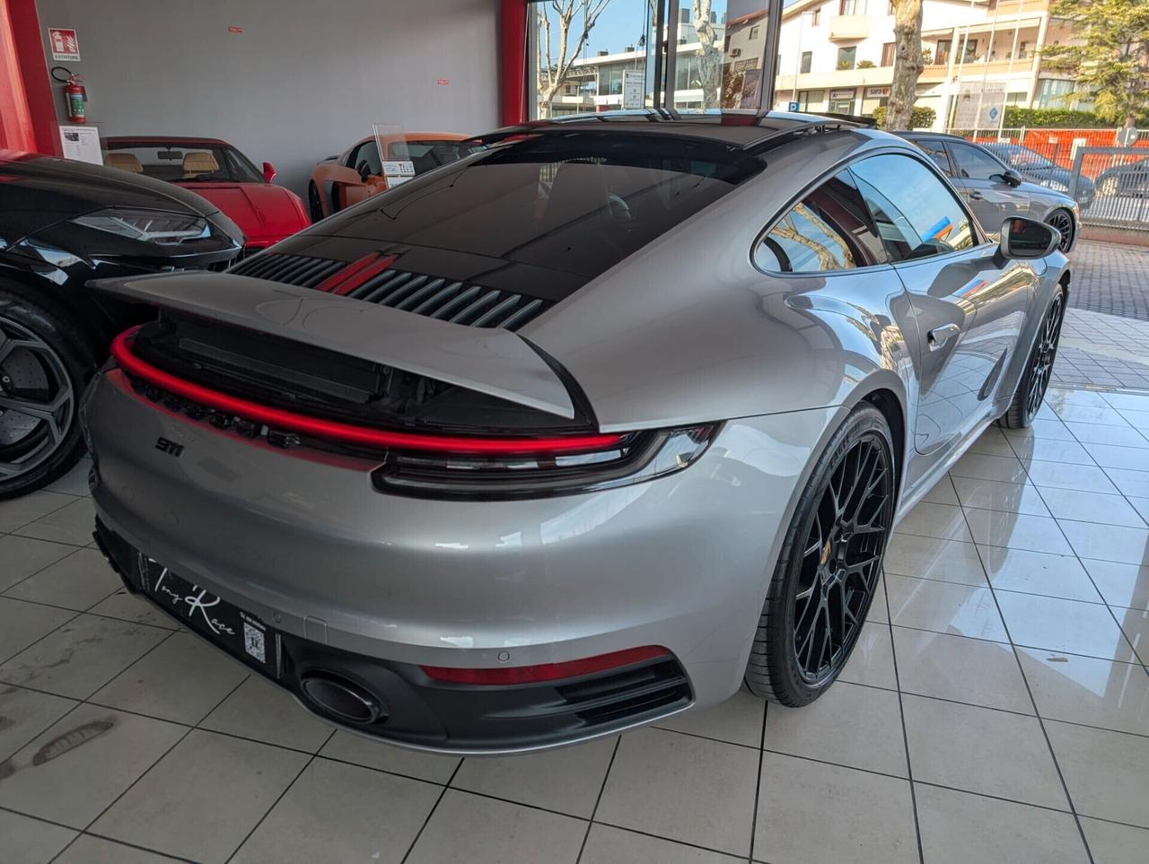 Porsche 911 Carrera 4 992 TETTO CHRONO IVA ESPOSTA