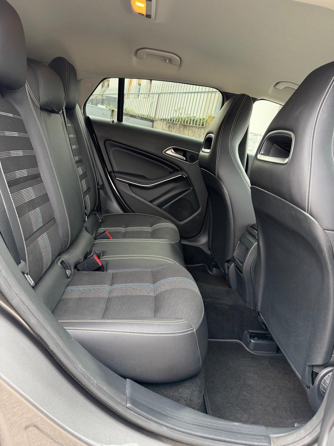 Mercedes-benz CLA 180 d S.W. Automatic Premium