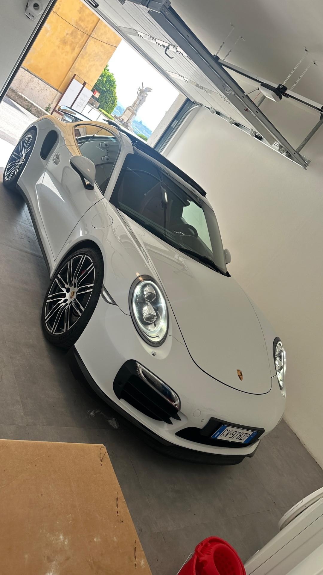 Porsche 911 3.8 Turbo Coupé