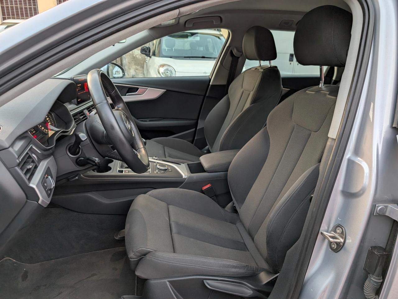 Audi A4 Avant 2.0 TDI 150 CV Sport solo km 103000