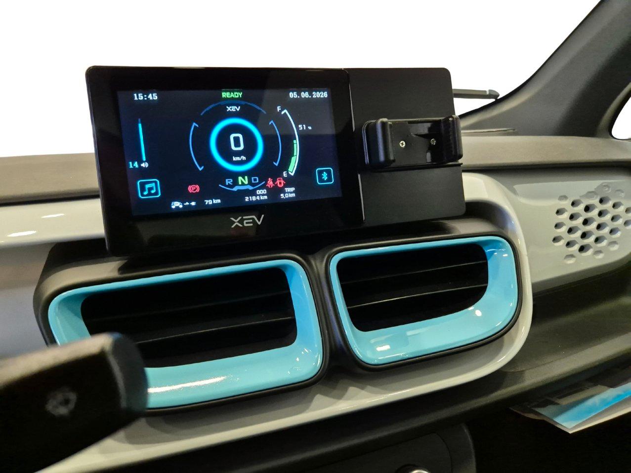 Xev Yoyo 32kWh Electric Blue