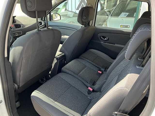 Renault Scenic X-Mod 1.6 Attractive
