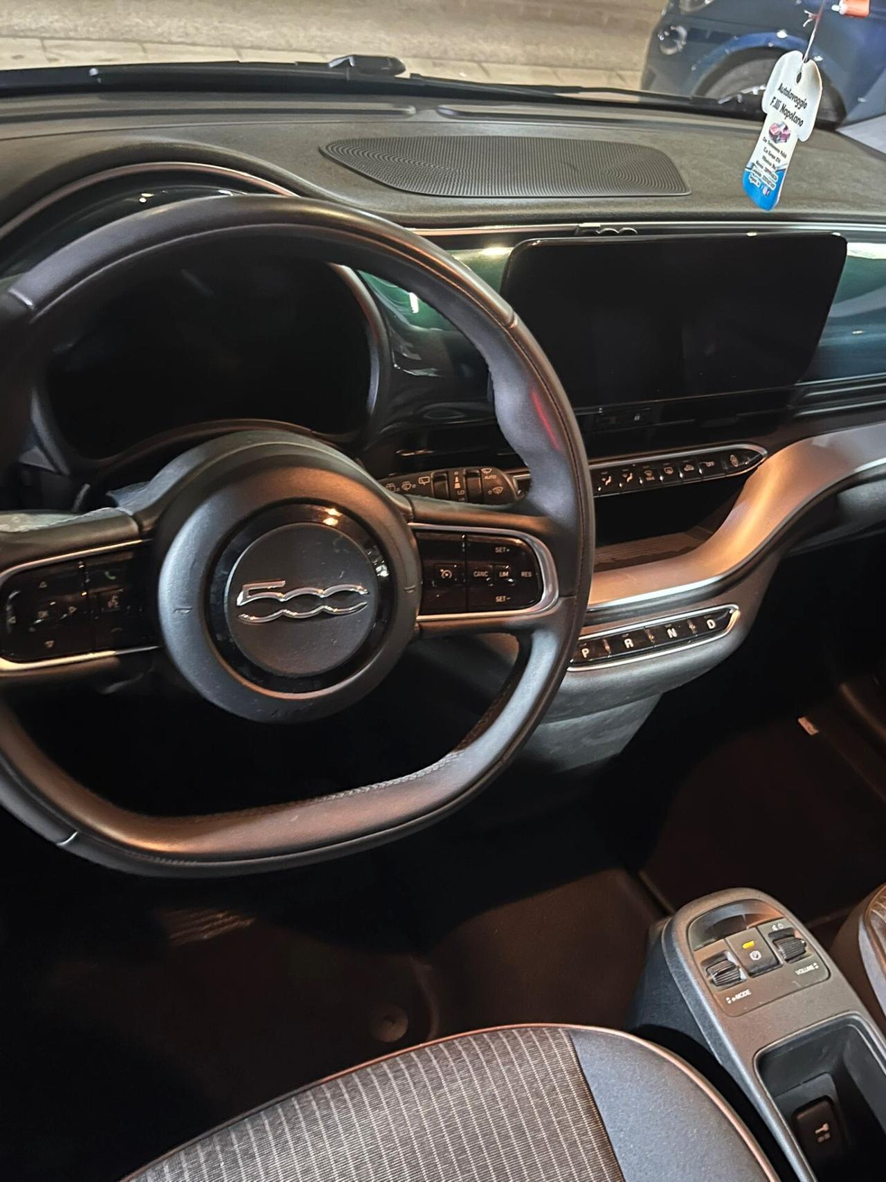 Fiat 500 500e Berlina 42 kWh Icon