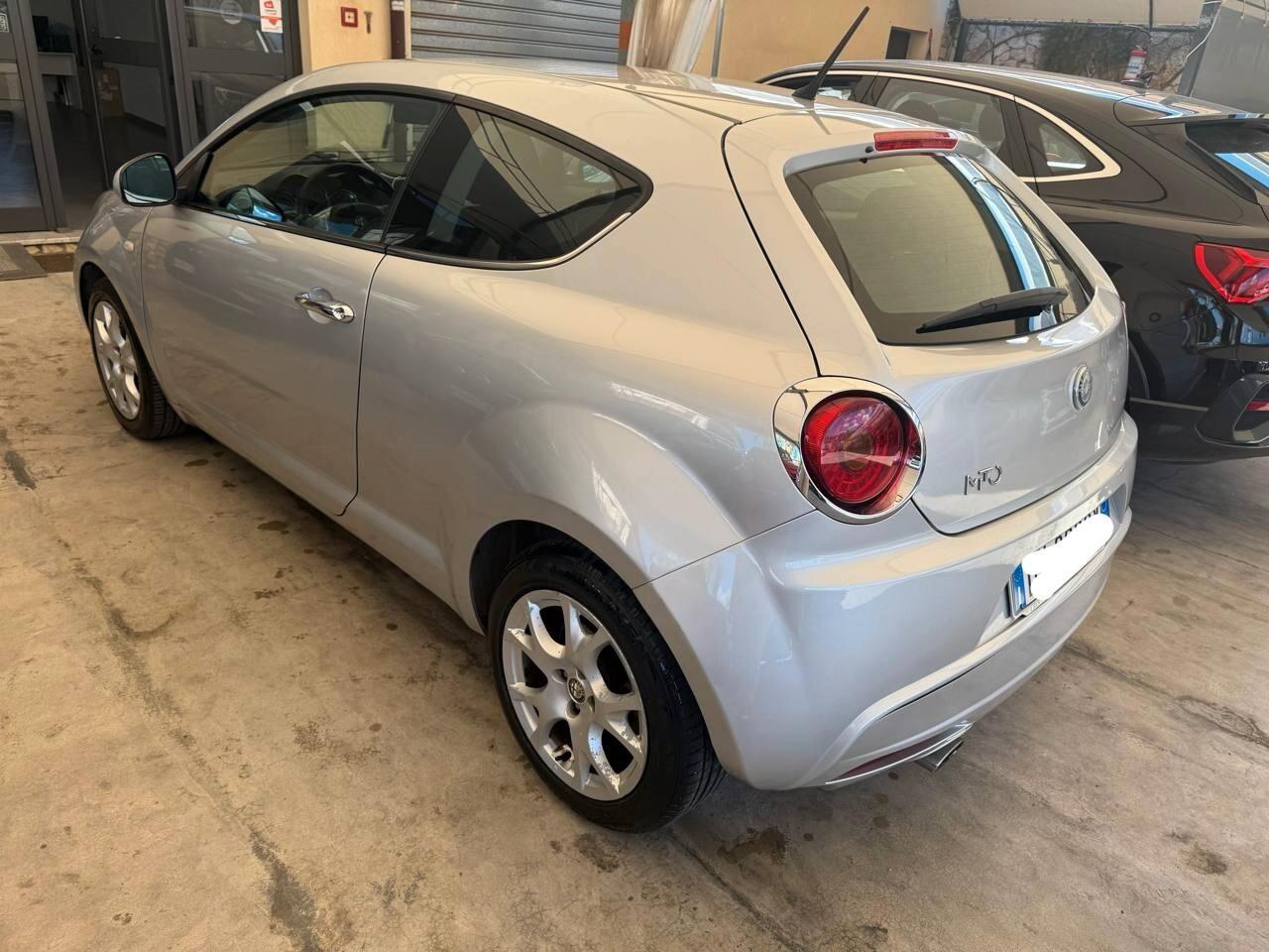 Alfa Romeo MiTo 2009 1.6 120 Distinctive
