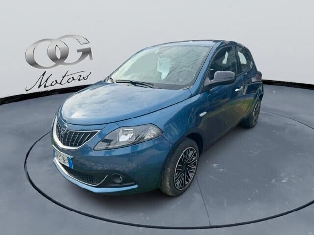 Lancia Ypsilon 1.0 FireFly 5 porte S&S Hybryd Gold