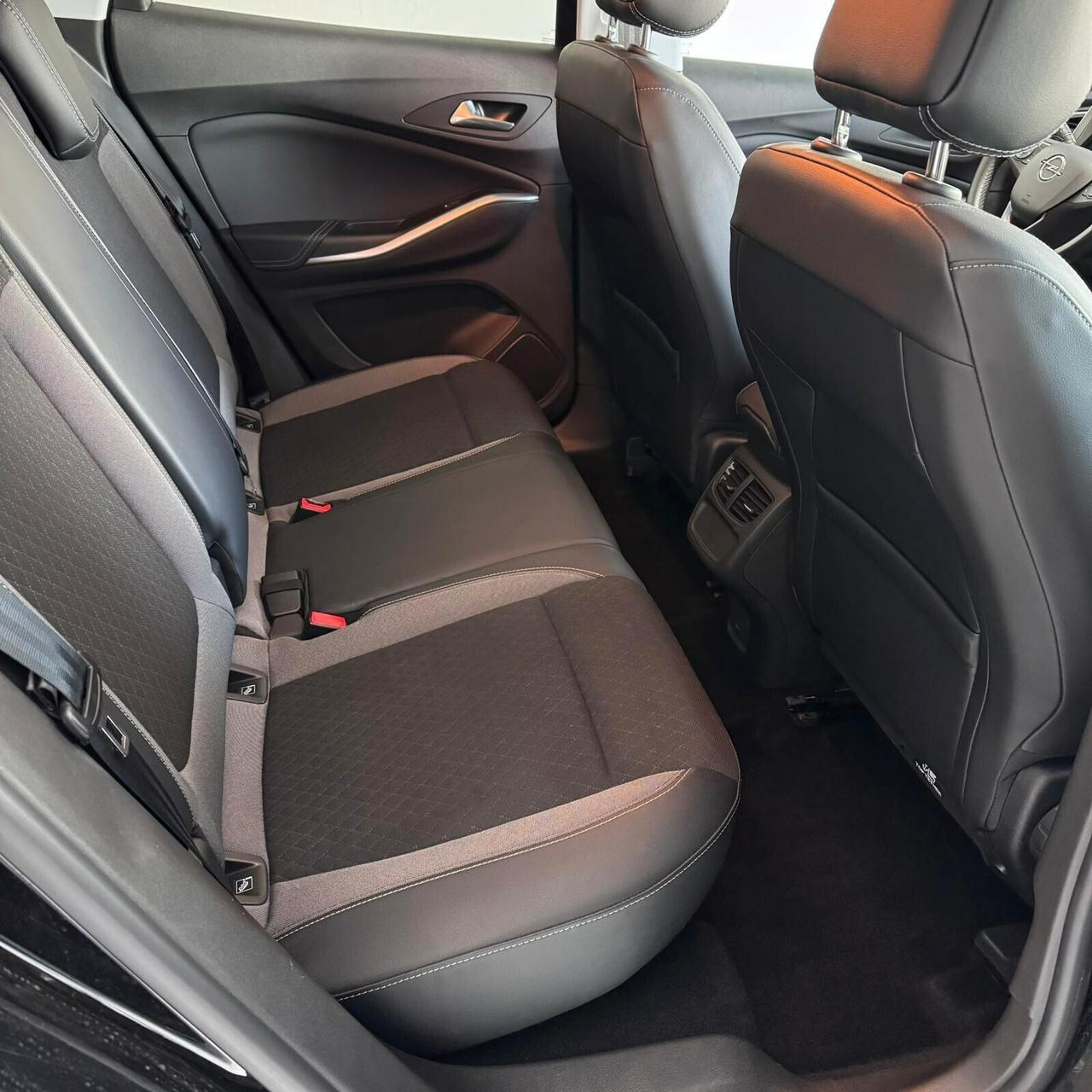 Opel Grandland 1.5 Diesel 130CV AT8 B. ELEGANCE