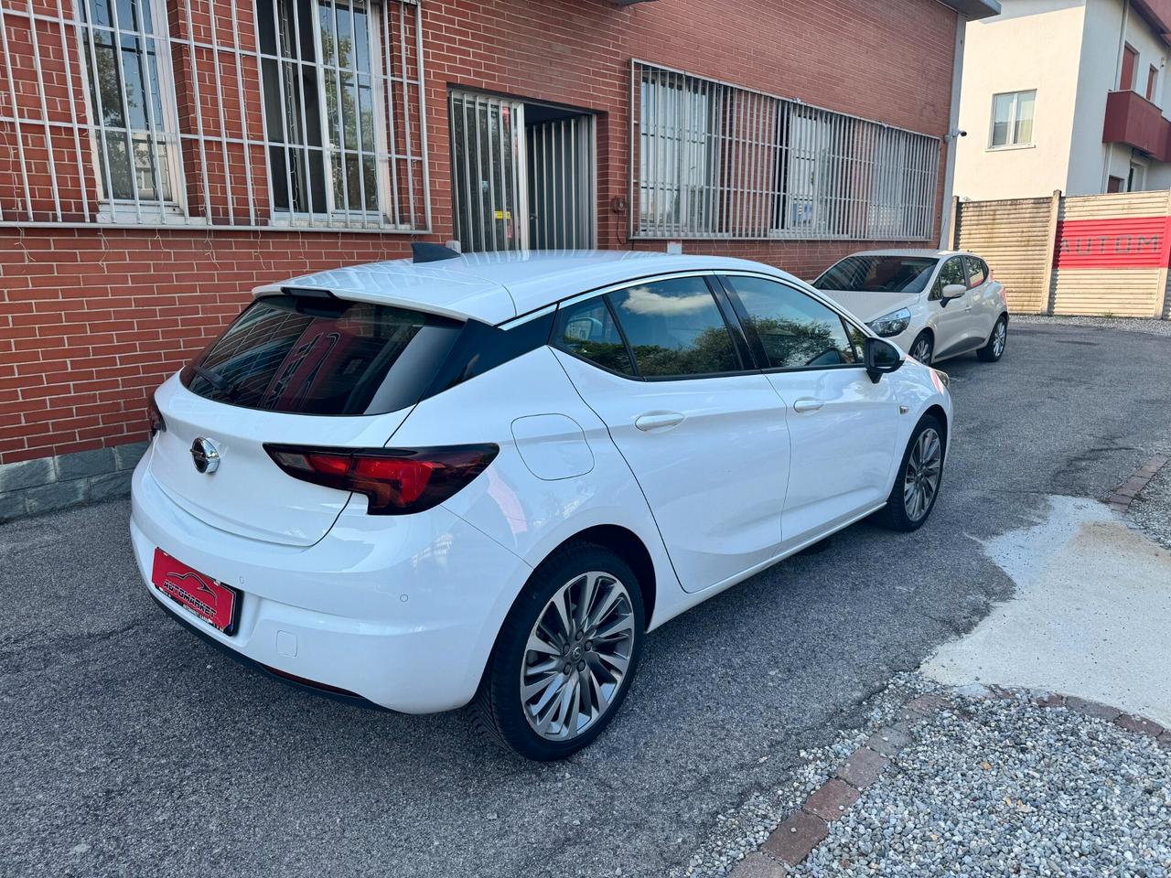 Opel Astra 1.6 CDTi 110CV 5 p Innovation