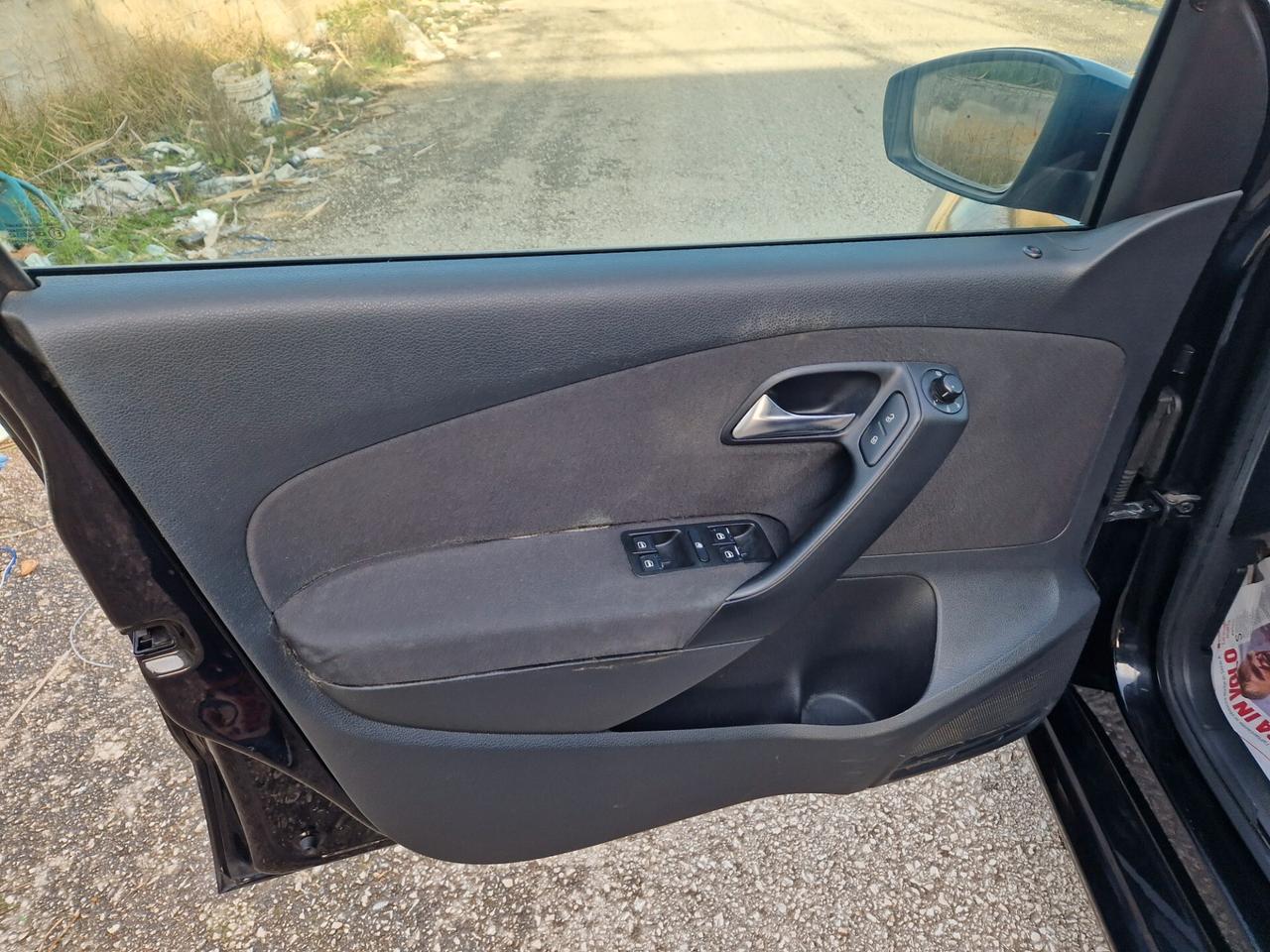 Volkswagen Polo 1.6 TDI 90CV DPF 5 porte Highline