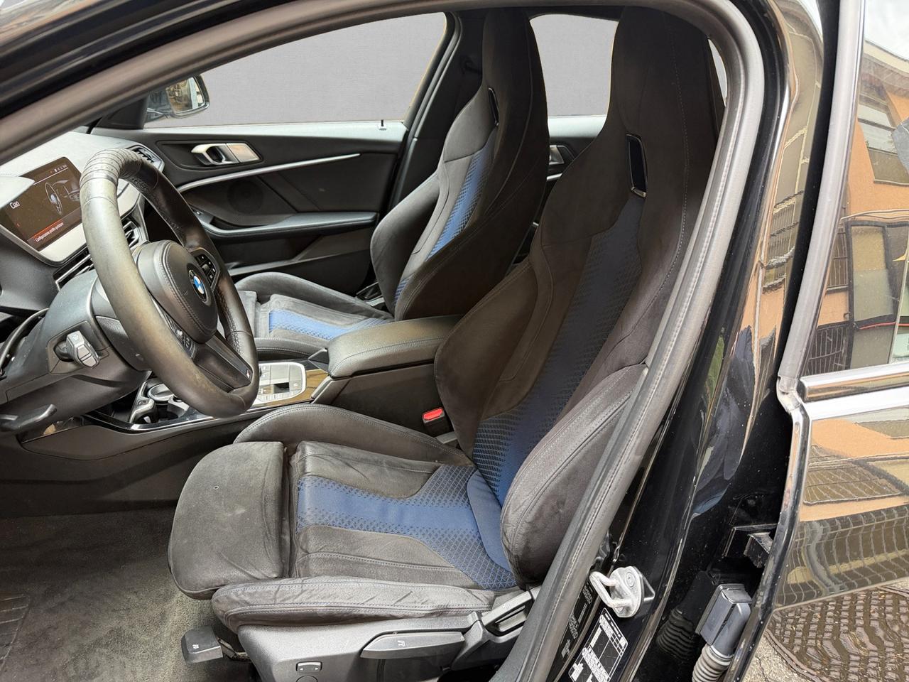 BMW 116 d M-sport -SEDILI A GUSCIO M"