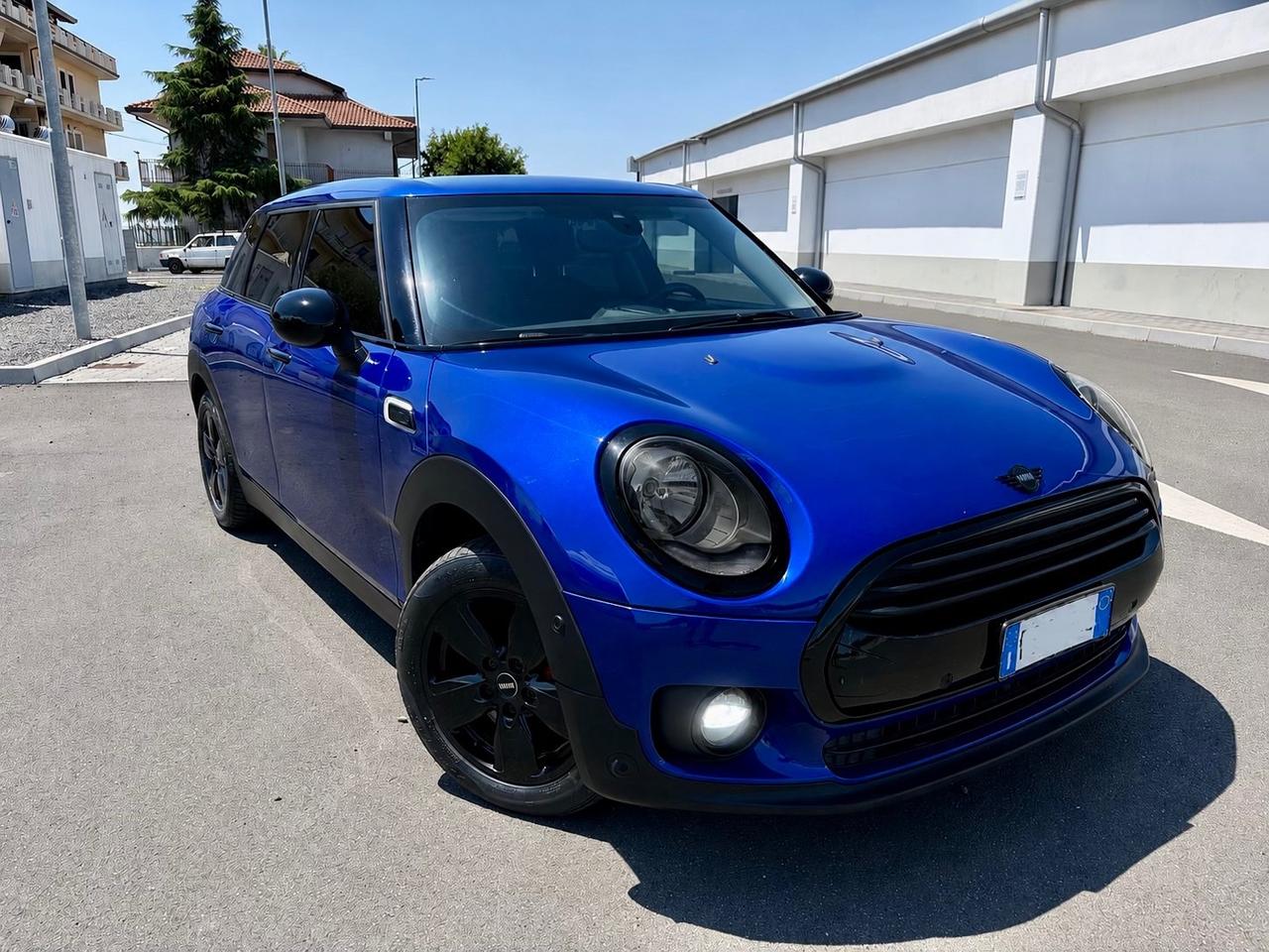 Mini Cooper D Clubman 2.0 all-black