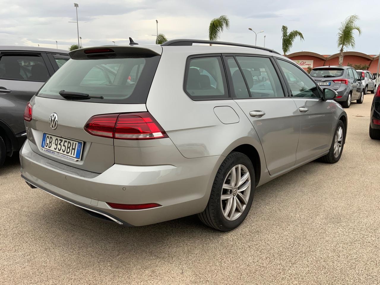 Volkswagen Golf Variant Golf Variant 2.0 TDI Executive BlueMotion Technology