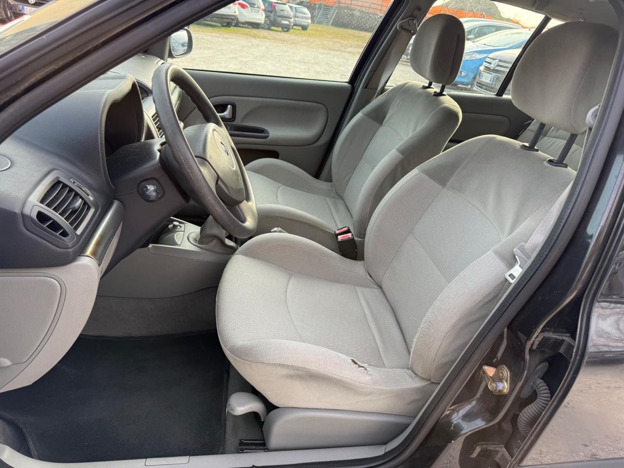 Renault Clio 1.4 16V cat 5 porte Privilège