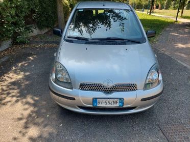 Toyota Yaris 1.3i 16V CAMBIO AUTOMATICO GOMME FRENI NUOVI