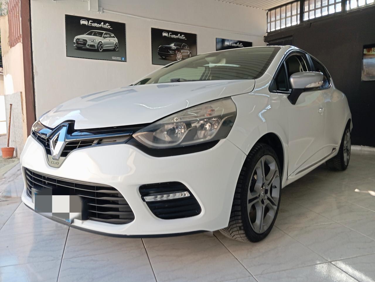Renault Clio 1.5 Diesel 2016 CON GARANZIA
