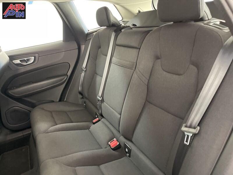 Volvo XC60 B4 (d) AWD Geartronic Business Hybrid
