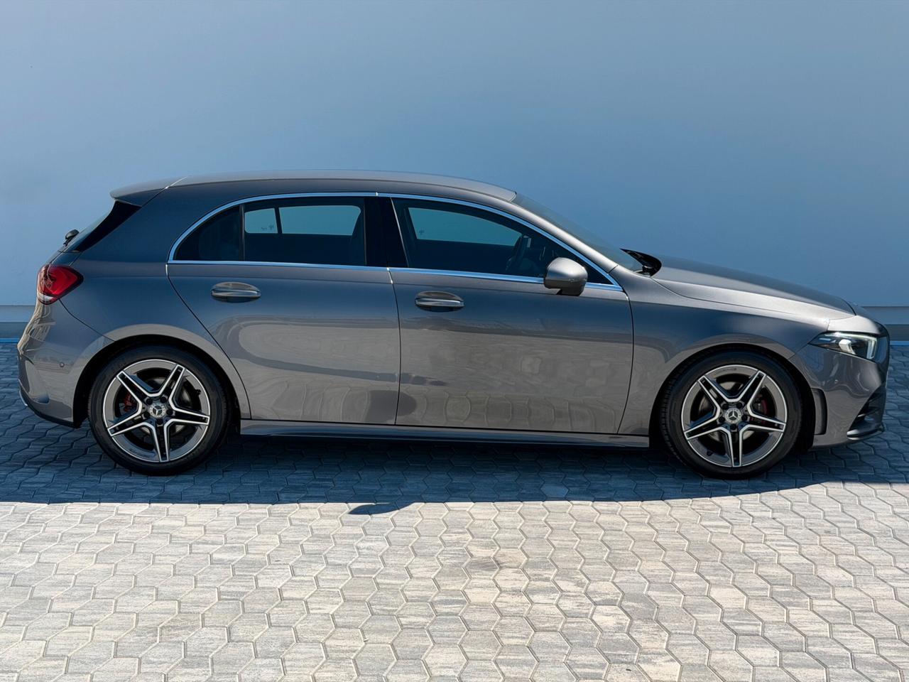 Mercedes-benz A 200 Premium AMG Line