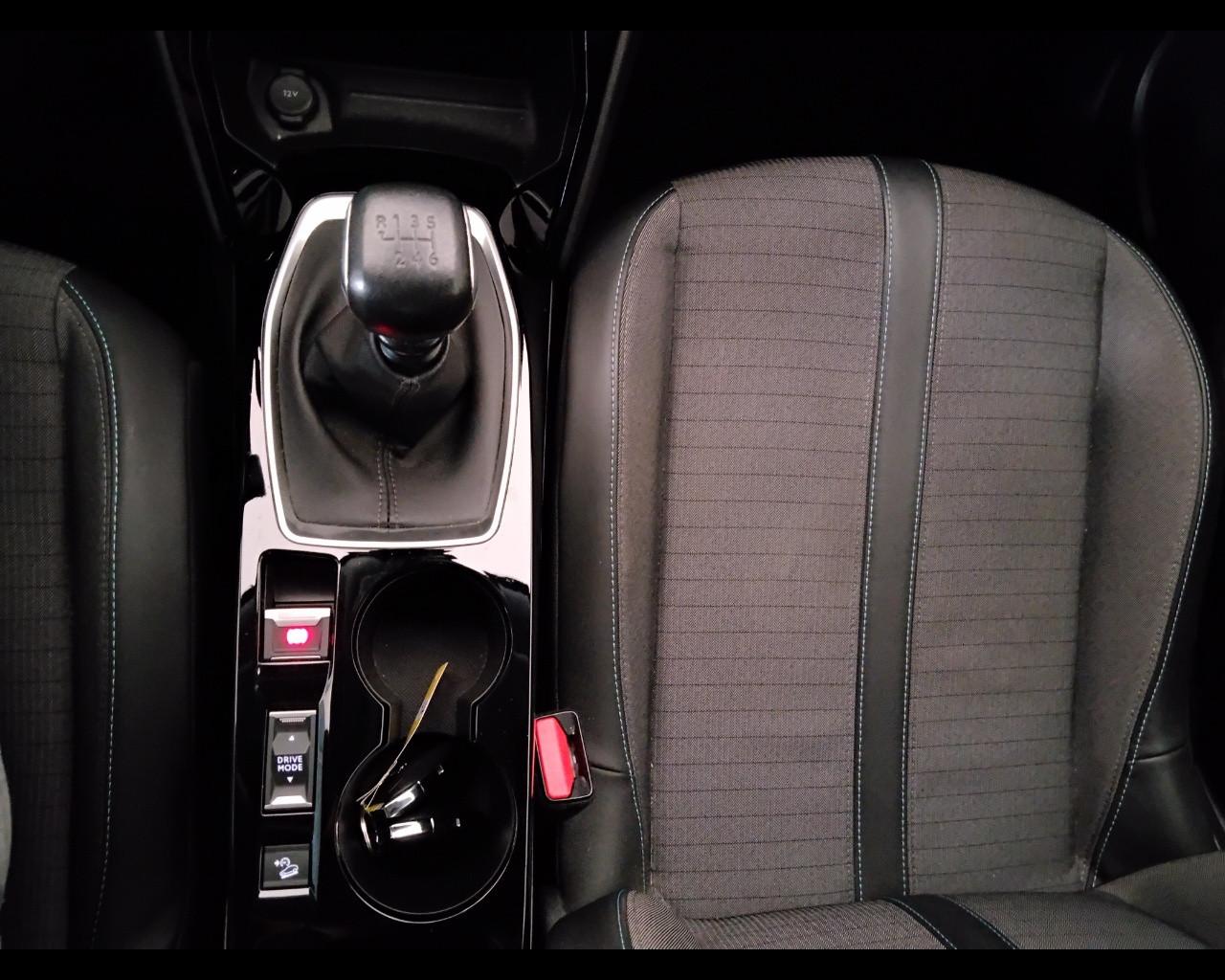 PEUGEOT 2008 II 2020 - 2008 1.2 puretech Allure Pack s&s 100cv