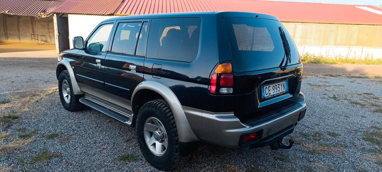 Mitsubishi Pajero Sport Pajero Sport 2.5 TDI GLS Target