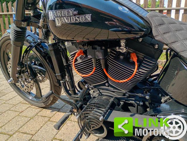 HARLEY-DAVIDSON FXSTB Night Train Special Screamin Eagle