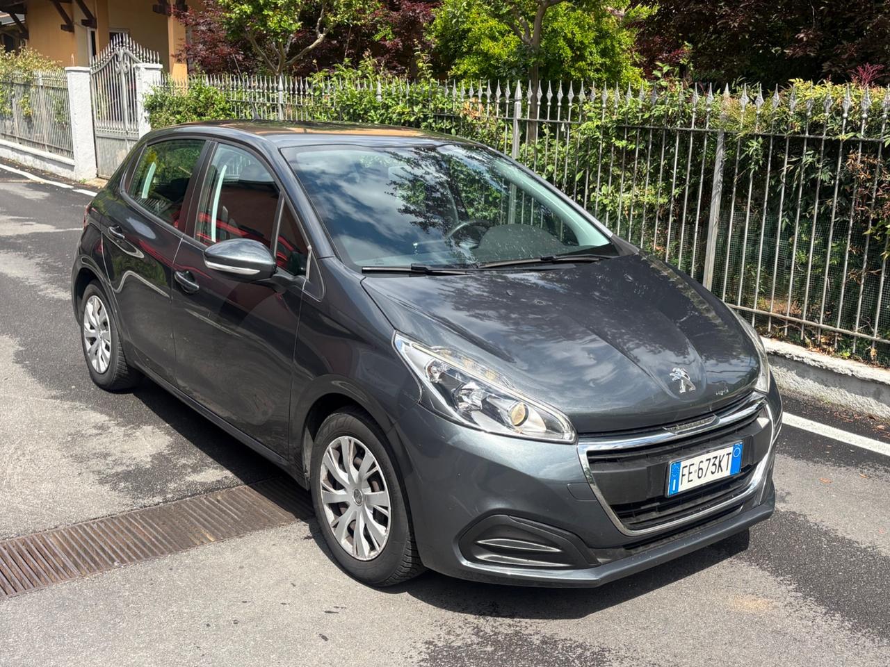 Peugeot 208 PureTech 82 5 porte Allure
